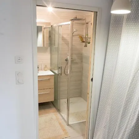 Maison 3ch 65m2 En Bord De *